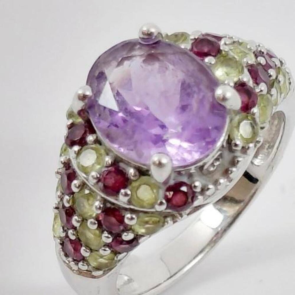 Vintage s925 Amethyst Peridot Garnet cluster oval faceted amethyst centerpiece